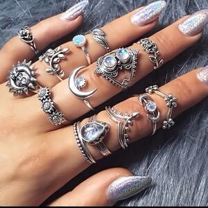 NWT Vintage Boho Joint Ring Set - 14 Pcs with Leaf, Moon, Flower Accents